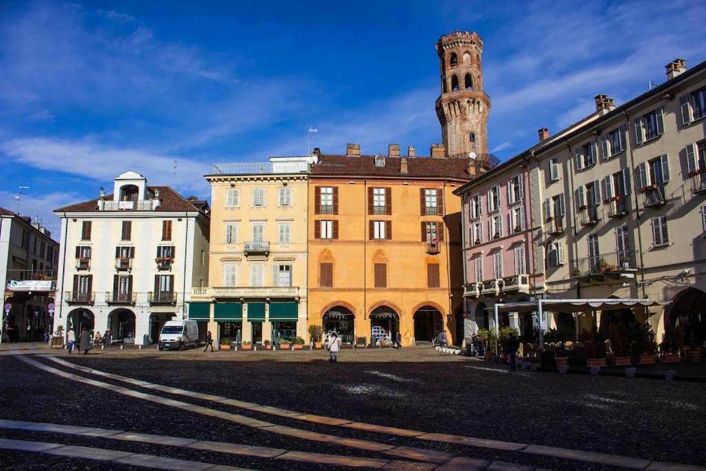 Loft Piazza Cavour Vercelli Exterior foto